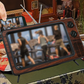 📱 Vergrootglas voor Smartphone – 3-4x Vergroting, Opvouwbaar & Lichtgewicht | Groter Beeld zonder Nekbelasting 🛋️✨